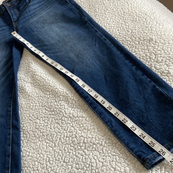 Judy Blue Lis Angeles Relaxed Fit Ankle Hi Rise Distress Jeans Size 31 x 26” - Picture 14 of 14